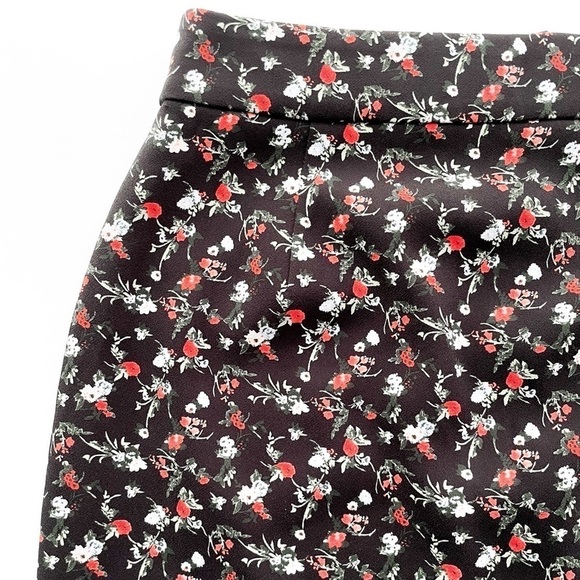 Little Moon Freesia Skirt - Picture 14 of 16